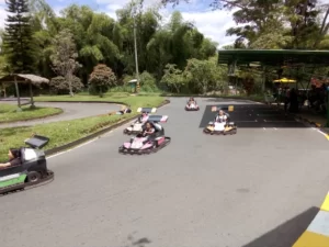 Excursión En Bus Al Eje Cafetero Desde Medellín En Semana Santa 2023, Con Panaca, Parque Del Café, Salento Y Termales, ¡Vívelo este jueves 6 de abril de 2023!