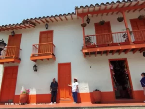 City Tour Por Medellín, Conociendo La Ciudad De La Eterna Primavera, ¡Vívelo este domingo 5 de febrero de 2023!