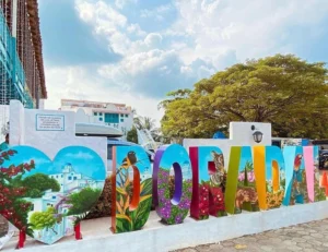 Día De Sol Al Santorini Colombiano Desde Medellín, ¡Vívelo este domingo 20 de abril de 2025!