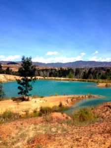 Excursión A Boyacá, Conociendo Villa De Leyva, La Catedral De Sal Y Ráquira, ¡Viaje programado para el miércoles 8 de octubre de 2025!