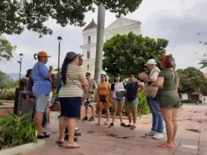Tour Cultural Santa Fe De Antioquia Con Visita Al Puente De Occidente Y Centro Histórico, ¡Listos para viajar el domingo 27 de diciembre de 2026!