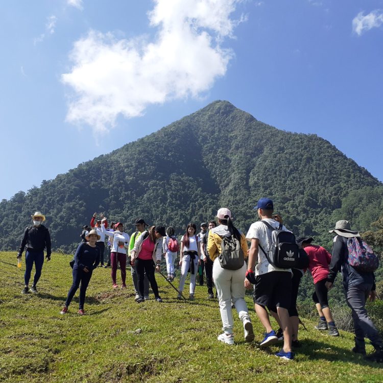 Senderismo en Cerro Tusa, Venecia