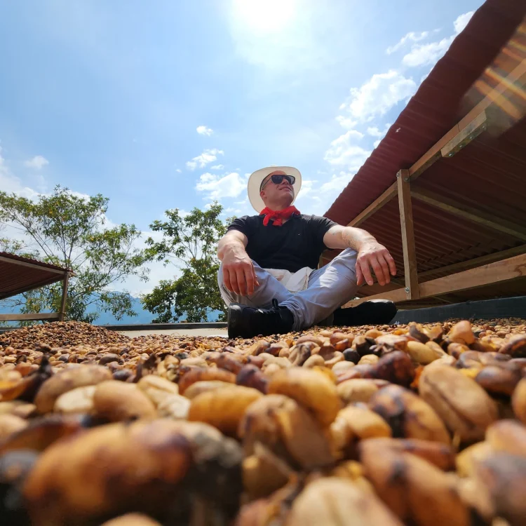 Coffee Tour En Medellín - Experiencia Cafetera Tour Del Café, ¡Empaca tu maleta y vámonos el domingo 21 de septiembre de 2025!