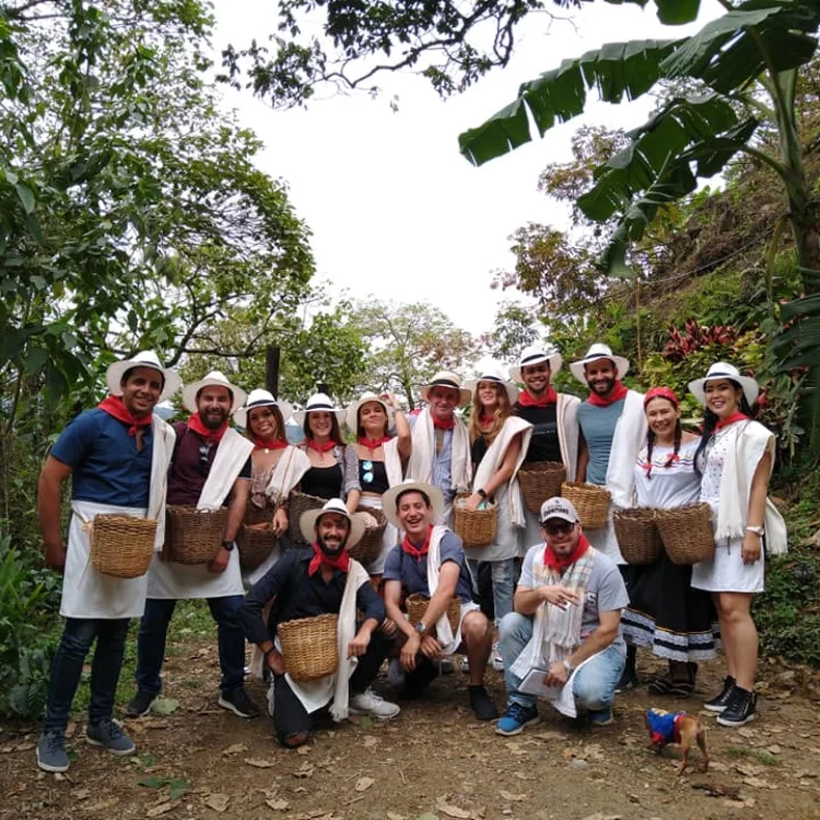 Coffee Tour En Medellín - Experiencia Cafetera Tour Del Café, ¡Empaca tu maleta y vámonos el lunes 22 de septiembre de 2025!