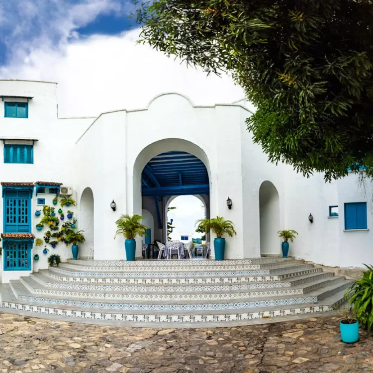Día De Sol Al Santorini Colombiano Desde Medellín, ¡Empaca tu maleta y vámonos el domingo 23 de agosto de 2026!