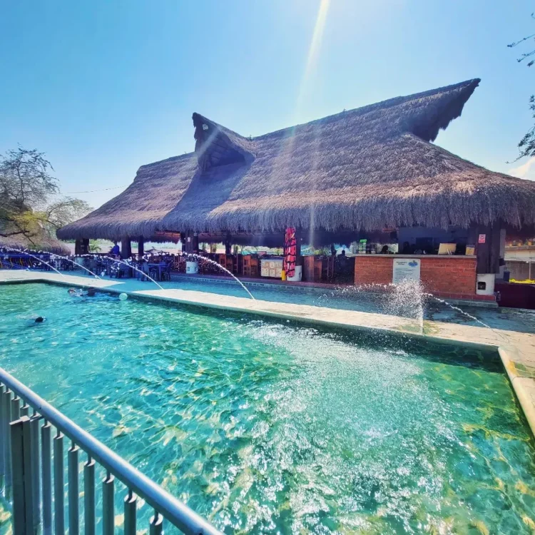 Día De Sol Hostería Acuarela De Río, ¡Atrévete y viajemos el domingo 2 de noviembre de 2025!