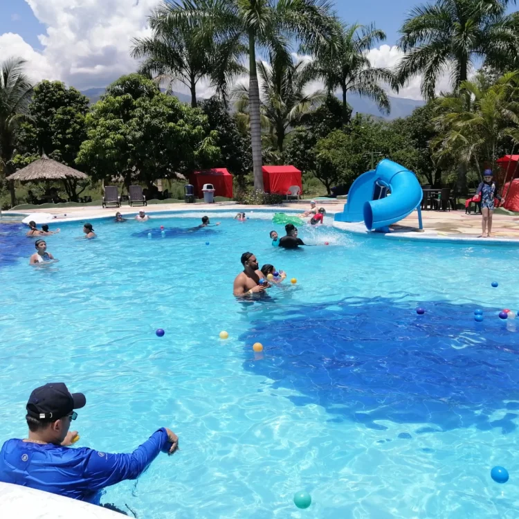 Parque Acuático Kanaloa Plan Promo, ¡Listos para viajar el domingo 15 de febrero de 2026!