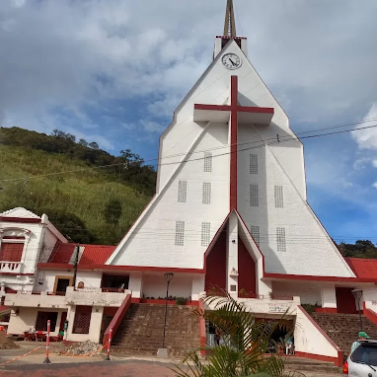 Recorriendo Cisneros, ¡Vívelo este domingo 19 de mayo de 2024!