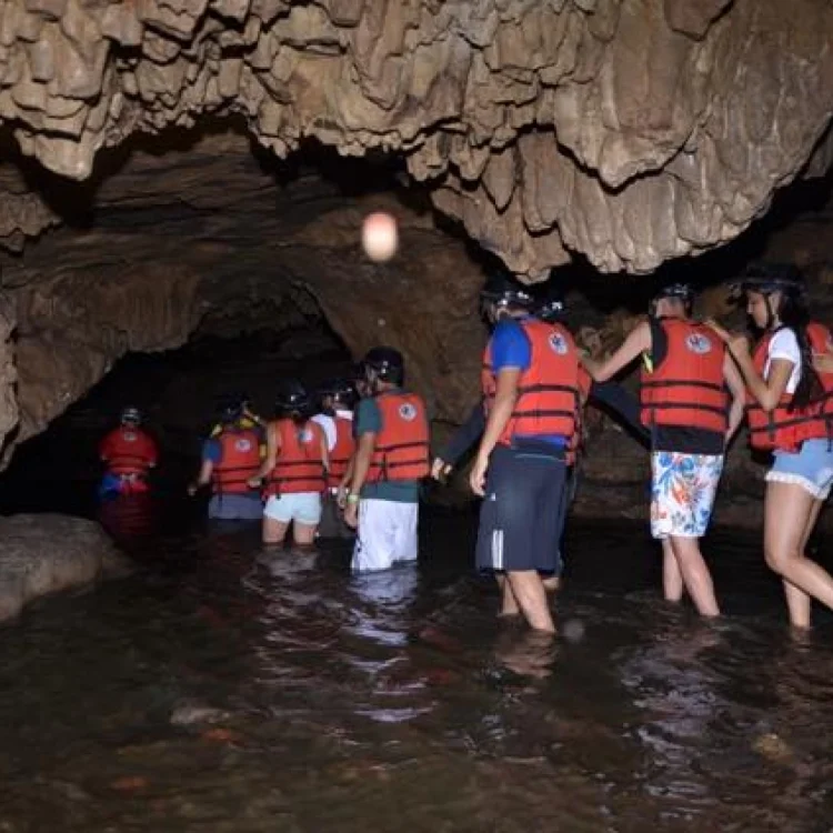 Tour A La Reserva Natural Cañón Del Río Claro: Rafting Y Espeleología, ¡Vamos a disfrutarlo el domingo 10 de marzo de 2024!