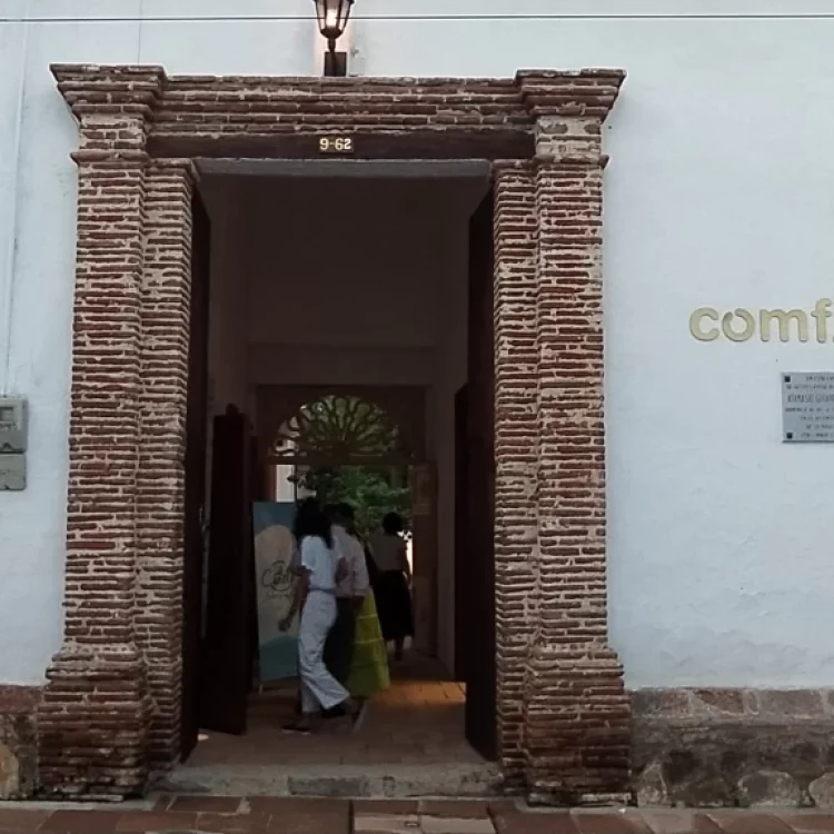 Tour Cultural Santa Fe De Antioquia Con Visita Al Puente De Occidente Y Centro Histórico, ¡Comparte en familia el domingo 18 de octubre de 2026!